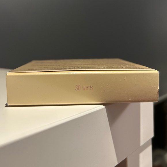 Stila powder foundation refill - Picture 2 of 3